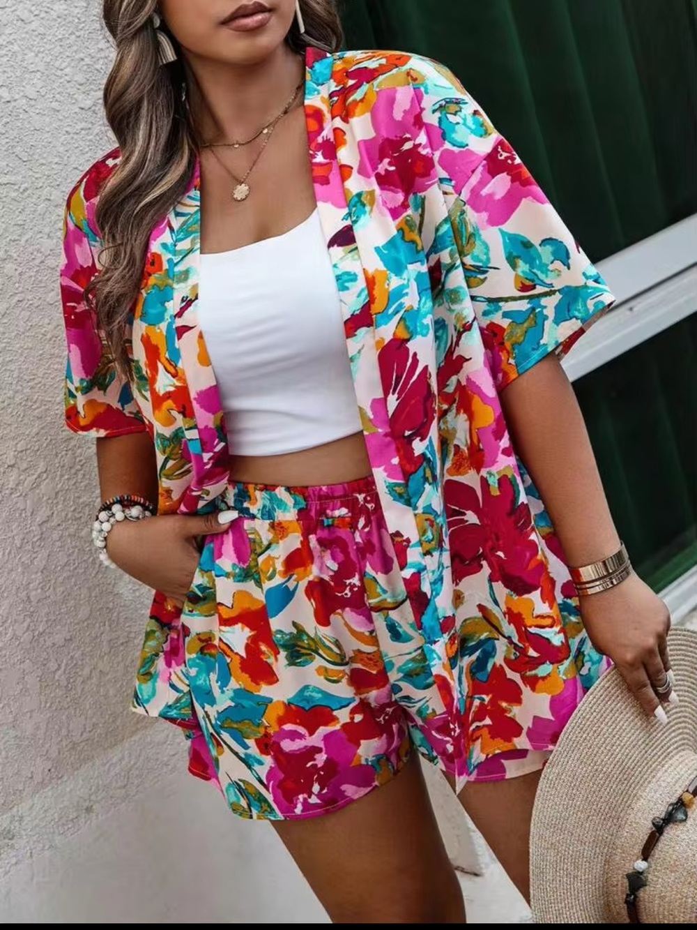 Floral Print Women's Shorts Set in Multicolor